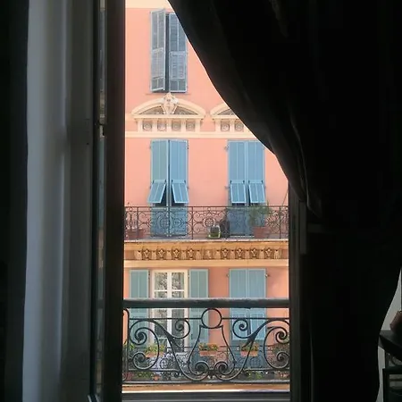 Ruby's At Lepante 14 Apartment Nice